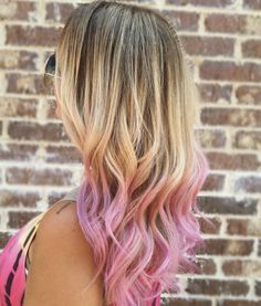 Blonde Hair With Pink Tips, Pink Hair Tips, Dyed Ends Of Hair, Womenswear Shoes, Dyed Tips, Pink Tips, Hair Dye Tips