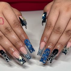 Name On Nails Design, Caroline Nails Art, Flashy Nail Designs, Deftones Nails, Crazy Halloween Nails, Caroline Nails, Blue Halloween Nails, Mystical Nails, Uni Nails