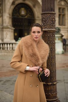 Crafted from an exquisite upcycled wool, this double-breasted coat features a removable faux-fur trim at the collar, adding a layer of opulence while convenient pockets add functionality. With the fur, this coat exudes sophistication, while without it, transforms into a versatile piece perfect for any occasion. The model measures 175 cm and is wearing a size XS. Money Collection, Jacket With Fur, Cashmere Jacket, Wedding Boutique, Double Breasted Coat, Cotton Viscose, Cashmere Wool, Faux Fur Coat, Fur Trim