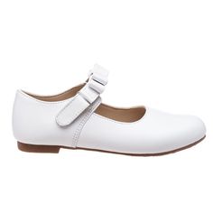 This sophisticated shoe is the perfect balance of sweet and delicate, while still offering exceptional comfort. The pebbled leather uppers and classic Mary Jane silhouette are brought into the new modern age with a charming bow detailing. Not just a pretty face, these shoes are crafted with the utmost care using only premium leather, ensuring lasting durability. The natural sheepskin lining provides a luxurious softness and protects your little one's delicate skin, while the outsole rubber soles Classic White Flat Mary Janes, Classic White Mary Janes For Spring, Classic White Leather Mary Janes, Classic White Round Toe Mary Janes, Classic White Mary Janes With Round Toe, Classic White Mary Janes With Leather Sole, Classic Leather Shoes With Soft Sole, Pretty Face, Pebbled Leather