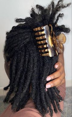 Chunky Locs, Big Locs, Locs Thick, Feminine Locs, Retwist Styles, 4c Locs, Short Dread Styles, Locs Short, Healthy Locs