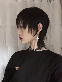 Sora Choi, Androgynous Hair, Mullet Haircut, Hair Inspiration Short, The Aesthetics, Punk Hair, Shot Hair Styles, Mullet Hairstyle, Asian Hair