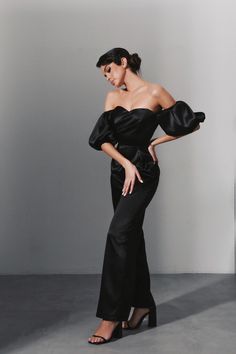 Fabric structure: 97% polyester, 3% elastane Model height: 168-170 cm Product length: 129 cm Product size: XS Sleeve length: 27 cm Luxury Black Puff Sleeve Formal Dress, Black Satin Puff Sleeve Dress, Luxury Off-shoulder Fitted Puff Sleeve Dress, Black Fitted Balloon Sleeve Puff Top, Black Satin Evening Jumpsuit/romper, Fabric Structure, Puffy Sleeves, Black Jumpsuit, Off The Shoulder