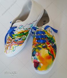 ♥ Pop Art Sneakers, Hand Painted Sneakers, Colorful Shoes, Painted Shoes, Pop-Art Footwear, Woman Art Handpainted Hair Sneakers, Pop Art Woman ♥ HAND PAINTED SNEAKERS by DiqnaDesign. ------- SIZE & DETAILS ------- Shoes are hand painted with professional water resistant textile paint DIFFERENT SIZES FOR WOMEN'S FOOTWEAR: EU size 36 ≈ US size 6 ≈ UK size 4 ≈ 22,5 cm ≈ 8,8 inches ------------------------------------------------------------------------------------ EU size 37 ≈ US size 7 ≈ UK si Hand Painted Sneakers, Art Sneakers, Sneakers Colorful, Custom Shoes Diy, Tie Dye Crafts, Pop Art Women, Painted Sneakers, Beaded Shoes, Floral Sneakers