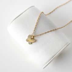 14k Gold Filled Dainty Chain 14k Gold Filled Butterfly Charm 14k Gold Filled Pear Clasp Closure 14k Gold Filled 1.5”Extender Necklace Length (16" - 17.5") Listing is for One Necklace Dainty Chain, Butterfly Charm, Monarch Butterfly, Butterfly Necklace, 50th Gifts, Spring Collection, Necklace Length, Ring Bracelet, Ring Shopping