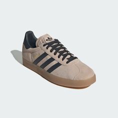 Taupe Sneakers, Adidas Gazelle Shoes, Gazelle Shoes, Gazelle Bold, Adidas Originals Gazelle, Mens Lifestyle, Adidas Gazelle Sneaker, Lacing Sneakers, Adidas Gazelle