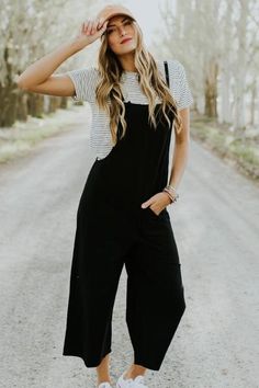 Kids Clothing Brands, Closet Goals, Fashion Attire, Casual Jumpsuit, Bohemian Clothes, Modest Outfits, Tulum