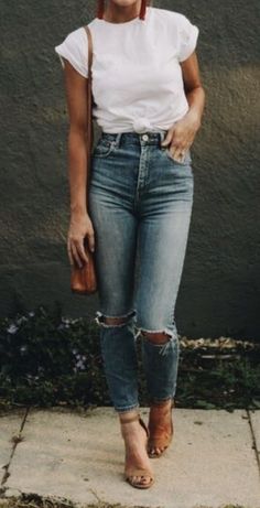 Party Outfit For Teen Girls, Trendy Party Outfits, Slim Mom Jeans, Teens Movies, Trendy Spring Outfits, Casual Outfits For Teens, Day Fashion, Clothes Casual, Outfit Jeans