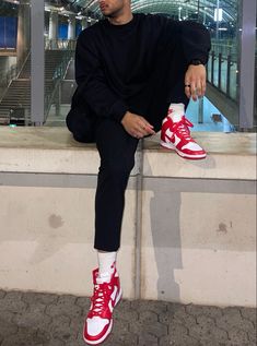 Red And White Dunks Outfit Men, High Top Dunks Outfit Men, Red Jordans Outfit Men, Nike Dunk Red Outfit, Red Dunks Outfit Men, Dunk High Outfit Man, Red Dunk Low Outfit, Red Nike Outfit, Nike Dunk High Outfit Men