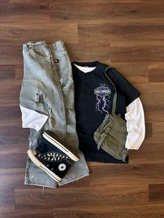 Rockstar Fashion, Cool Music, Skater Fit, Aesthetic Outfits Men, Popular Clothing, Street Style Outfits Men, Mens Outfit Inspiration, Outfits With Converse