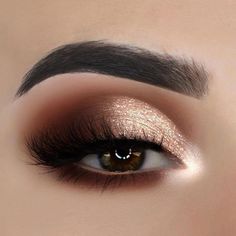 For Eye Makeupmakeup Check more at s://w1.vpsservs.com/for-eye-makeup/ Make Up Diy, Make Up Designs, Make Up Gold, Plouise Makeup Academy, Prom Makeup Looks, Eye Makeup Designs, Makijaż Smokey Eye