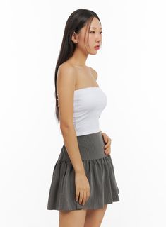 Product Detail Style : Street Type : Basics Print : Solid Material : Polyester, Spandex, Rayon Sleeve : Tube top Length : Crop Fit : Slim fit Polyester60 Rayon35 Spandex5 Color : White, Gray, Black Made in Korea Model Size Model is wearing size S/M and the color White. Height : 5'5" | 166cm / Top : S / Bottom : S (25 inch) .prddescription table, .prddescription td, .prddescription th { border : 1px solid black; border-collapse : collapse; padding: 10px; } Size(Inch) Size Bust Hem Total Length S/ Strapless Stretch Elastane Crop Top, Summer Bandeau Top With Seamless Construction, Casual Seamless Elastane Tube Top, Seamless Summer Bandeau Top, Stretch Strapless Top With Seamless Construction, Stretch Sleeveless Tube Top With Seamless Construction, Stretch Seamless Sleeveless Tube Top, Seamless Stretch Strapless Tops, Casual Strapless Elastane Top