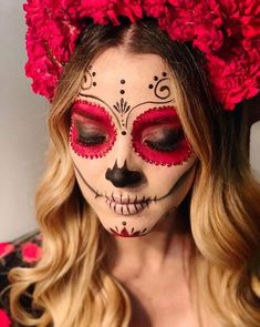 Caveirinha Mexicana - Veja essas e outras ideias de maquiagem para Halloween. #halloween #maquiagemhalloween Nem Halloween Makeup, Catrina Makeup, Den Mrtvých