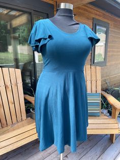 Handmade in Humboldt from organic cotton/bamboo/Lycra xs: 30-33” bust s/m: 34-41” bust m/L: 42-46” bust XL: 47-52" bust Open Hip. Length from shoulder to hem: 39” The model is wearing a s/m. She is 5'2". I can also wear the s/m and I am 5'71/2". This will fit all heights. Humboldt County, Xl Dress, Hip Length, Organic Cotton, I Can, Turquoise, Plus Size, Dresses, How To Wear