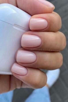 Nail Colors For Pale Skin, Bridesmaid Nails, Nail Pink, Pale Pink Nails, Natural Gel Nails, Bridesmaids Nails, Pink Nail Colors, Toe Nail Color