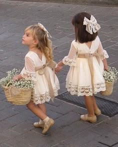 Dress Stores, Cheap Flower Girl Dresses, Lace Flower Girls, Tulle Flower Girl, בר מצווה, Flower Girl Dress Lace, Flower Girl Dresses Tulle, Wedding Flower Girl, Dresses Designer