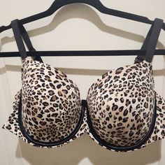 New Leopard Print Bra With Blac Straps. Fitted Push-up Bra For Vacation, Stretch Underwire Bra In Leopard Print, Leopard Print Stretch Underwire Bra, Leopard Print Bra, Cacique Bras, Printed Bras, Full Coverage Bra, Plunge Bra, Black Bra