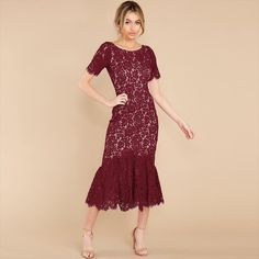 Women's elegant Floral Lace Open Back Long Fishtail Party High Waist Midi Dress Material: Polyester & Spandex Features: Side Zipper, Short Sleeve, Floral Lace, O-Neck, Back open, Fishtail, Midi dress, Fitted Bodycon, lining, Embroidery. Perfect for Bridal engagement, Bridesmaids, party, wedding, dinner outing, celebration etc. Dress Outline, Floral Evening Dresses, Women Lace Dress, Lace Party Dresses, Fishtail Dress, Retro Mode, Dress Stores Online, Midi Sheath Dress, Lace Midi