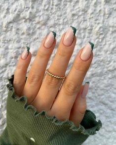 Mail Designs For Short Nails French, Gel Nail Designs For Square Nails, Two Color French Nails, Proposal Nails, Biab Nail, Vom Avea Un Copil, Adorable Nails, Unghie Sfumate, St Patricks Day Nails