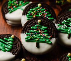 Christmas Favors and Treats. Christmas Tree Chocolate Oreos one Dozen Teacher Favors and Gifts. Christmas Cookies. - Etsy Christmas Oreos, Christmas Tree Chocolates, Cookie And Cream Cupcakes, Christmas Dip, Oreo Cookies Dipped, Chelsea's Messy Apron, Chocolate Oreos, Christmas Favors, Classic Cookies