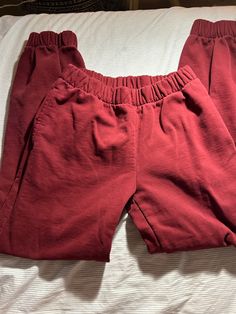 Red Sporty Sweatpants For The Gym, Red Fitted Casual Sweatpants, Red Baggy Casual Sweatpants, Trendy Red Sweatpants For Streetwear, Clothes Sweatpants, Brandy Sweats, Red Relaxed Fit Sporty Sweatpants, Cute Sweatpants