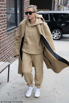 Celine Coat, Tan Coat, Tracksuit Outfit, Fashion Dictionary, Moda Streetwear, Beige Outfit