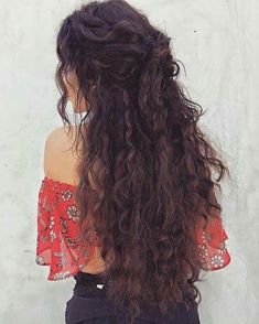 ◕•°•✧the person who broke you can't put you back together✧•°•⌘ {↠mxsicandbands↞} Haircut Options, Trendy We Fryzurach, Natural Hairstyle, Curly Hair Styles Easy, Short Hairstyle, Hair Haircut, Trending Hairstyles, Long Curly Hair, Long Curly