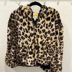 Hooded Zip Up Leopard Print Faux Fur Jacket. Pockets On Both Sides. Never Worn, Brand New! Super Cute And Comfy, Oversized Fit. Hooded Leopard Print Winter Outerwear, Casual Hooded Jacket With Faux Fur Trim For Fall, Winter Leopard Print Outerwear With Pockets, Fall Leopard Print Hooded Outerwear, Hooded Leopard Print Outerwear For Fall, Brown Hooded Jacket With Faux Fur Lining For Fall, Leopard Print Fur Coat, Cheetah Print Jacket, Fasion Outfits