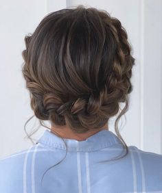 #gray #Hair #Hairstyles #Hide Braid Crown, Braided Crown Hairstyles, Peinados Fáciles Para Cabello Corto, Penteado Cabelo Curto, Easy Hairstyles For Long Hair, Crown Hairstyles, Box Braids Hairstyles, Gray Hair, Aesthetic Hair