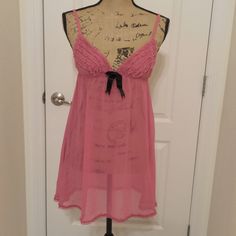 Beautiful Sheer Nightie. Lace Details. Lightweight. Adjustable Straps. Nwot. Unworn. Sheer Flirty Sleepwear For Bedtime, Flirty Sheer Sleepwear For Bedtime, Pink Lace Camisole Nightgown, Pink Babydoll Nighty, Pink Sheer Camisole Sleepwear, Sheer Pink V-neck Sleepwear, Casual Pink V-neck Nightgown, Lace Detail, Women's Intimates