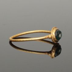 BEAUTIFUL ANCIENT ROMAN GOLD RING -WITH GREEN STONE 2nd Century AD (8876) | eBay Historical Jewellery, Iridescent Green, Ancient Romans, Green Stone, Green Glass, Gold Ring, Gold Rings, Jewelry Making, Things To Sell