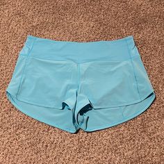 Speed Up Hr 2.5" Shorts Size 12 In Electric Turquoise. Washed In Cold Water And Hung Dry But Never Worn As It's Not Flattering On Me. Lululemon Outfit, Lululemon Outfits, Shorts Lululemon, Casual Preppy Outfits, School Fits, Shorts Athletic, Turquoise Color, Preppy Outfits, Athletic Shorts