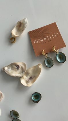 The Costa Shell Earrings – Reshelled Jewelry Beach Style Jewelry, Sea Earrings, Sea Jewelry, Seashell Jewelry, Ocean Jewelry, Jewelry Lookbook, Shell Jewelry, Hanging Earrings, Shell Earrings