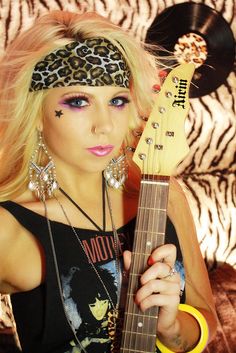 Rock Of Ages Makeup, 80s Rocker Makeup And Hair, Rock N Roll Makeup Ideas, 80s Rock Star Costume, 80s Rocker Makeup, 80s Glam Makeup, 80s Glam Rock Makeup, 80s Rock Makeup, Rock Star Makeup