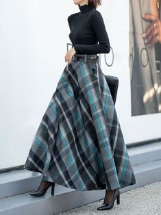 Winter Long Skirt Outfit, Worst Outfits, Womens Plaid Dress, Fake Baby, Best Winter Outfits, Pakistani Fashion Casual, Chic Winter Outfits, Winter Skirt Outfit