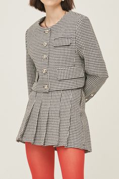 Haley Houndstooth Jacket Front button closure Collarless Padded shoulder Full Lined * Product Specification 80% Polyester 20% Cotton * Flat Measurement: S/M: Shoulder: 38.9cm (15.3in) / Bust: 46cm (18.1in) / Sleeve: 62cm (24.4in) / Armhole: 25cm (9.8in) / Length: 44.5cm (17.5in) / M/L: * Professional Clean Only / Do Not Tumble Dry Model's height is 5′ 7″ (176cm) Bust 31in Waist 23in Hip 34in and wearing S/M 사이즈 정보Size information (단위:cm)(Unit : inch) S/MS/M 사이즈 정보 Size information 어깨Shoulder 38. Chic Houndstooth Long Sleeve Outerwear, Chic Houndstooth Winter Tops, Fitted Houndstooth Button-up Outerwear, Houndstooth Jacket, S M, Jackets & Coats, Rompers, Mini Dress, Black And White