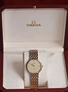 Omega Gold Watch Women, Omega Womens Watch, Omega Watch Women, Bulova Watches Women, House Design Modern, Casio Vintage Watch, Classic Watch Women