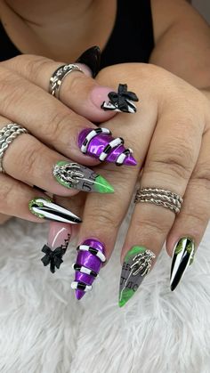 Nail art, Halloween nails, beetle juice Microblading Artist, Beetlejuice Makeup, Gel X Nail, Licensed Esthetician, Nail Art Halloween, Witchy Nails, Beetle Juice