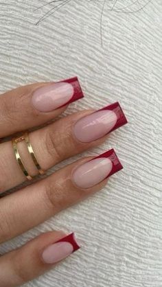 The sophisticated almond nail shape meets the bold beauty of red French tips. Find 20+ designs for a timeless & elegant look. #redfrenchtip #almondnails #manicure Ted French Tips, Short Nails Red French, Dark Red French Tips, Dark Red French Tip Nails, Red French Tip Nails, Red French Tips, College Nails, Red French Tip, Tan Nails