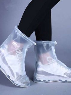 Clear Rain Boots, Camping Accesorios, Shoe Cover, Nice Nails, Rain Shoes, Point Shoes, Ankle Boots Flat, Waterproof Shoes, Shoe Covers