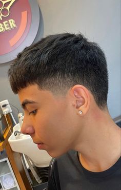 Boys Fade Haircut, Taper Fade Short Hair, Short Hair For Boys, Short Fade Haircut, Buzz Cut Hairstyles, Edgars Haircut, Asian Man Haircut