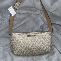 Brand New Michael Kors Bag! Offers Welcome! Gold Belt Bag With Removable Pouch For Daily Use, Everyday Gold Bag With Cell Phone Pocket, Gold Bag With Cell Phone Pocket For Everyday, Michael Kors Belt, Round Purse, Michael Kors Backpack, Michael Kors Wristlet, Bags Michael Kors, Michael Kors Shoulder Bag