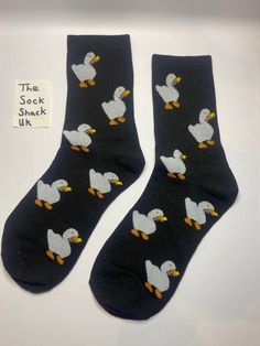 Hi, welcome to The Sock Shack! This listing is for our amazing Duck print socks. The socks fit anyone with UK shoe size 5-8.  Message us if you have any questions and take a look at our shop for more great socks! Cute Black Socks For Gifts, Fun Black Socks As Gift, Christmas Dad Gifts, Duck Print, Dad Gifts, Handmade Gift Wrap, Novelty Socks, Stocking Filler, Gifts Birthday