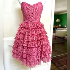 A Gorgeous Vintage Betsey Johnson Dress Fully Lined Back Zipper In Perfect Condition Freshly Dry-Cleaned The Size Tag Is Gone, It Is About An Xs, Or 0-2 Betsey Johnson Dress, Vintage Betsey Johnson, Betsey Johnson Dresses, Dresses Vintage, Vintage Pink, Size Tag, Betsey Johnson, Vintage Dresses, Strapless Dress