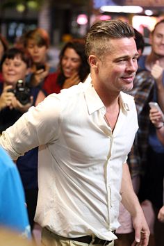 Experiments Preschool, Best Undercut Hairstyles, Brad Pitt Hair, Military Hair, Military Haircut, Popular Mens Hairstyles, Quotes Music, 9gag Funny