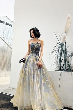 Vestido de baile de graduación elegante de lentejuelas de tul, vestido de fiesta sin tirantes sin tirantes Mountain Dress, Prom Dress A Line, Princess Prom Dresses, Strapless Prom Dresses, A Line Evening Dress, Chic Gowns, Sequin Prom Dress, Dress A Line, Evening Party Dress