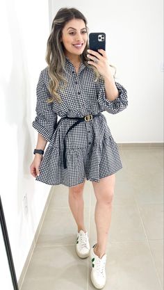 Rita Saraiva, Vestidos Country, Little Accessories, Mommy Outfits, Blouse Casual Fashion, Frock Fashion, Girls Dress Outfits