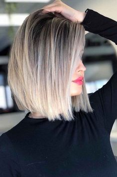 Aesthetic Balayage, Blonde Lob, Dark Blonde Hair Color, Medium Bob, Dark Roots Blonde Hair, Dark Blonde Hair, Bob Hairstyles For Fine Hair, Hair Bob