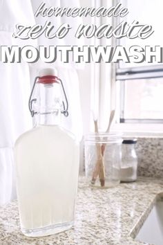 learn how to make homemade, zero waste mouthwash with www.goingzerowaste.com Homemade Mouthwash, Homemade Toothpaste, Waste Free Living, Healthy Remedies, Diy Kosmetik, Waste Free