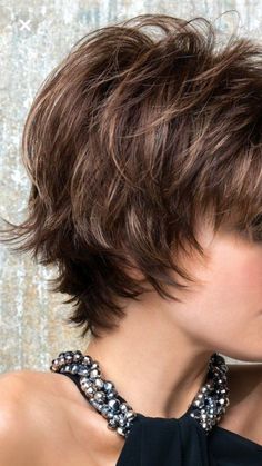 Kort Bob, Hairstyles For Ladies, Hair Messy, Short Blonde Haircuts, Growing Out Short Hair Styles, Hair Pixie, Short Hairstyles For Thick Hair